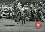 Standbild Rodeo Los Angeles California USA, 1944, aus Sekunde 14 historischem Filmmaterial Videoclip 65675067076
