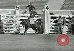Standbild Rodeo Los Angeles California USA, 1944, aus Sekunde 25 historischem Filmmaterial Videoclip 65675067076