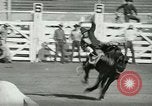 Standbild Rodeo Los Angeles California USA, 1944, aus Sekunde 29 historischem Filmmaterial Videoclip 65675067076