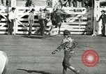 Standbild Rodeo Los Angeles California USA, 1944, aus Sekunde 36 historischem Filmmaterial Videoclip 65675067076