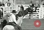 Standbild Rodeo Los Angeles California USA, 1944, aus Sekunde 45 historischem Filmmaterial Videoclip 65675067076