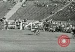 Standbild Rodeo Los Angeles California USA, 1944, aus Sekunde 60 historischem Filmmaterial Videoclip 65675067076