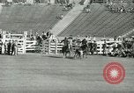 Standbild Rodeo Los Angeles California USA, 1944, aus Sekunde 62 historischem Filmmaterial Videoclip 65675067076