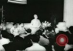 Immagine di Medaglie di cuore viola per i soldati giapponesi-americani United States USA, 1944, secondo 6 filmato di repertorio 65675067080