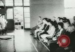 Immagine di Medaglie di cuore viola per i soldati giapponesi-americani United States USA, 1944, secondo 12 filmato di repertorio 65675067080