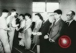 Immagine di Medaglie di cuore viola per i soldati giapponesi-americani United States USA, 1944, secondo 25 filmato di repertorio 65675067080