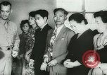 Immagine di Medaglie di cuore viola per i soldati giapponesi-americani United States USA, 1944, secondo 34 filmato di repertorio 65675067080