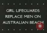 Immagine di Donne bagnini Nuovo Galles del Sud Australia, 1944, secondo 6 filmato di repertorio 65675067082