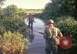 Standbild Betrieb Buckel Vietnam, 1965, aus Sekunde 35 historischem Filmmaterial Videoclip 65675067089