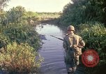 Standbild Betrieb Buckel Vietnam, 1965, aus Sekunde 39 historischem Filmmaterial Videoclip 65675067089