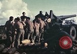 Standbild M1A1 155mm Kanone Peleliu Palau Inseln, 1944, aus Sekunde 20 historischem Filmmaterial Videoclip 65675067107