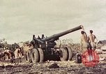 Standbild M1A1 155mm Kanone Peleliu Palau Inseln, 1944, aus Sekunde 39 historischem Filmmaterial Videoclip 65675067107