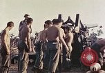 Standbild M1A1 155mm Kanone Peleliu Palau Inseln, 1944, aus Sekunde 48 historischem Filmmaterial Videoclip 65675067107