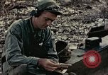 Standbild M1A1 155mm Kanone Peleliu Palau Inseln, 1944, aus Sekunde 53 historischem Filmmaterial Videoclip 65675067107