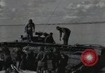 Standbild Invasion von Peleliu Peleliu Palau Inseln, 1944, aus Sekunde 22 historischem Filmmaterial Videoclip 65675067129