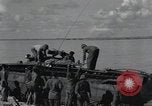 Standbild Invasion von Peleliu Peleliu Palau Inseln, 1944, aus Sekunde 27 historischem Filmmaterial Videoclip 65675067129