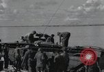 Standbild Invasion von Peleliu Peleliu Palau Inseln, 1944, aus Sekunde 31 historischem Filmmaterial Videoclip 65675067129