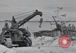 Standbild Invasion von Peleliu Peleliu Palau Inseln, 1944, aus Sekunde 32 historischem Filmmaterial Videoclip 65675067129