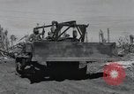 Standbild Invasion von Peleliu Peleliu Palau Inseln, 1944, aus Sekunde 45 historischem Filmmaterial Videoclip 65675067129