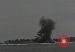 Standbild Invasion von Peleliu Peleliu Palau Inseln, 1944, aus Sekunde 29 historischem Filmmaterial Videoclip 65675067130