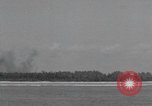 Standbild Invasion von Peleliu Peleliu Palau Inseln, 1944, aus Sekunde 55 historischem Filmmaterial Videoclip 65675067130