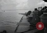 Standbild Invasion von Peleliu Peleliu Palau Inseln, 1944, aus Sekunde 13 historischem Filmmaterial Videoclip 65675067131