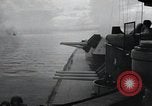 Standbild Invasion von Peleliu Peleliu Palau Inseln, 1944, aus Sekunde 16 historischem Filmmaterial Videoclip 65675067131
