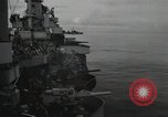 Standbild Invasion von Peleliu Peleliu Palau Inseln, 1944, aus Sekunde 22 historischem Filmmaterial Videoclip 65675067131