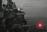 Standbild Invasion von Peleliu Peleliu Palau Inseln, 1944, aus Sekunde 23 historischem Filmmaterial Videoclip 65675067131