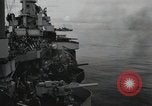 Standbild Invasion von Peleliu Peleliu Palau Inseln, 1944, aus Sekunde 30 historischem Filmmaterial Videoclip 65675067131