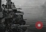 Standbild Invasion von Peleliu Peleliu Palau Inseln, 1944, aus Sekunde 31 historischem Filmmaterial Videoclip 65675067131