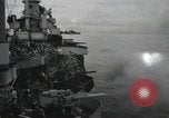 Standbild Invasion von Peleliu Peleliu Palau Inseln, 1944, aus Sekunde 32 historischem Filmmaterial Videoclip 65675067131