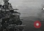 Standbild Invasion von Peleliu Peleliu Palau Inseln, 1944, aus Sekunde 42 historischem Filmmaterial Videoclip 65675067131
