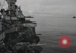 Standbild Invasion von Peleliu Peleliu Palau Inseln, 1944, aus Sekunde 46 historischem Filmmaterial Videoclip 65675067131