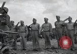 Standbild Invasion von Peleliu Peleliu Palau Inseln, 1944, aus Sekunde 26 historischem Filmmaterial Videoclip 65675067132