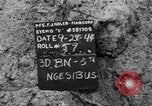 Standbild Invasion von Peleliu Peleliu Palau Inseln, 1944, aus Sekunde 5 historischem Filmmaterial Videoclip 65675067133