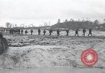 Standbild Invasion von Peleliu Peleliu Palau Inseln, 1944, aus Sekunde 53 historischem Filmmaterial Videoclip 65675067133