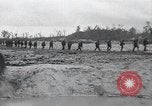 Standbild Invasion von Peleliu Peleliu Palau Inseln, 1944, aus Sekunde 56 historischem Filmmaterial Videoclip 65675067133
