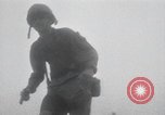 Standbild Invasion von Peleliu Peleliu Palau Inseln, 1944, aus Sekunde 49 historischem Filmmaterial Videoclip 65675067134