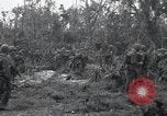 Standbild Invasion von Peleliu Peleliu Palau Inseln, 1944, aus Sekunde 11 historischem Filmmaterial Videoclip 65675067135