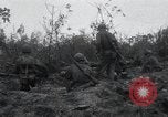 Standbild Invasion von Peleliu Peleliu Palau Inseln, 1944, aus Sekunde 11 historischem Filmmaterial Videoclip 65675067136
