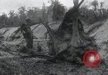 Standbild Invasion von Peleliu Peleliu Palau Inseln, 1944, aus Sekunde 56 historischem Filmmaterial Videoclip 65675067136