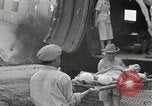 Image des soldats blessés Hanoi l'Indochine française, 1947, de la seconde 55 séquences d'archives historiques vidéo 65675067149