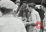Image des soldats blessés Hanoi l'Indochine française, 1947, de la seconde 56 séquences d'archives historiques vidéo 65675067150