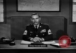 Standbild armored Combat Training Mojave California USA, 1955, aus Sekunde 60 historischem Filmmaterial Videoclip 65675067158