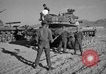 Immagine di Armored Combat training Mojave California USA, 1955, secondo 10 filmato di repertorio 65675067161