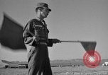 Immagine di Armored Combat training Mojave California USA, 1955, secondo 14 filmato di repertorio 65675067161
