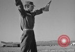 Immagine di Armored Combat training Mojave California USA, 1955, secondo 18 filmato di repertorio 65675067161