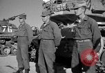 Immagine di Armored Combat training Mojave California USA, 1955, secondo 22 filmato di repertorio 65675067161