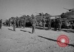 Immagine di Armored Combat training Mojave California USA, 1955, secondo 32 filmato di repertorio 65675067161
